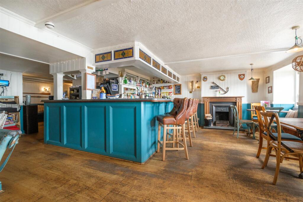 Parry_Devonport_Pub-5.jpg