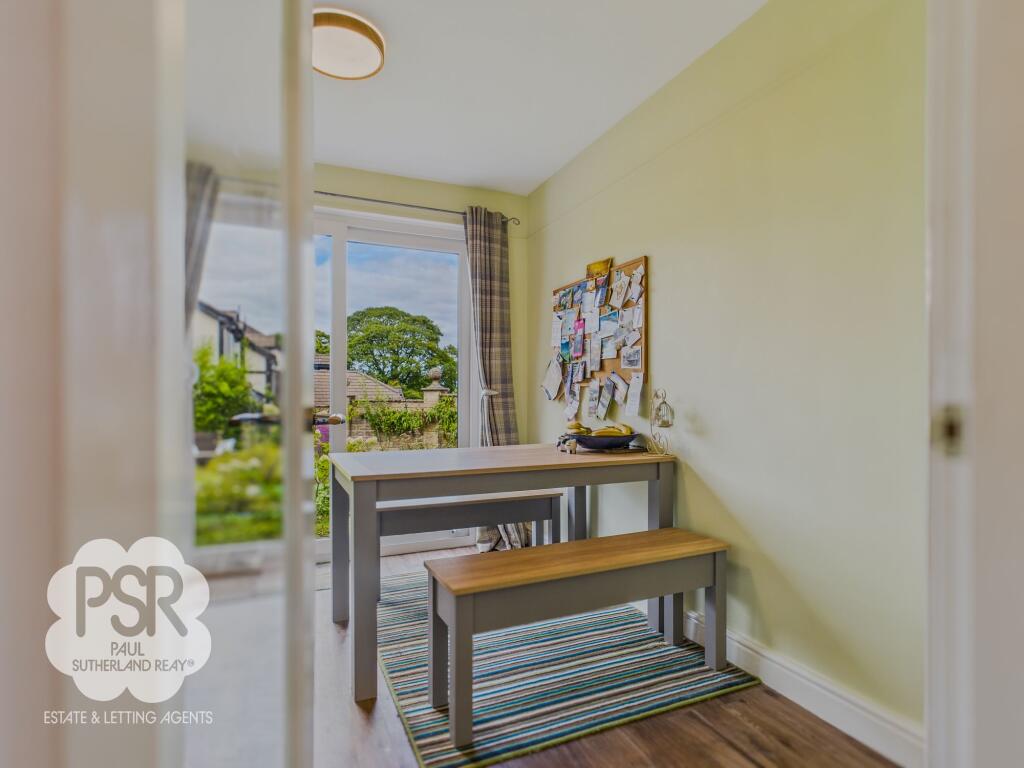 Into the Kitchen Diner