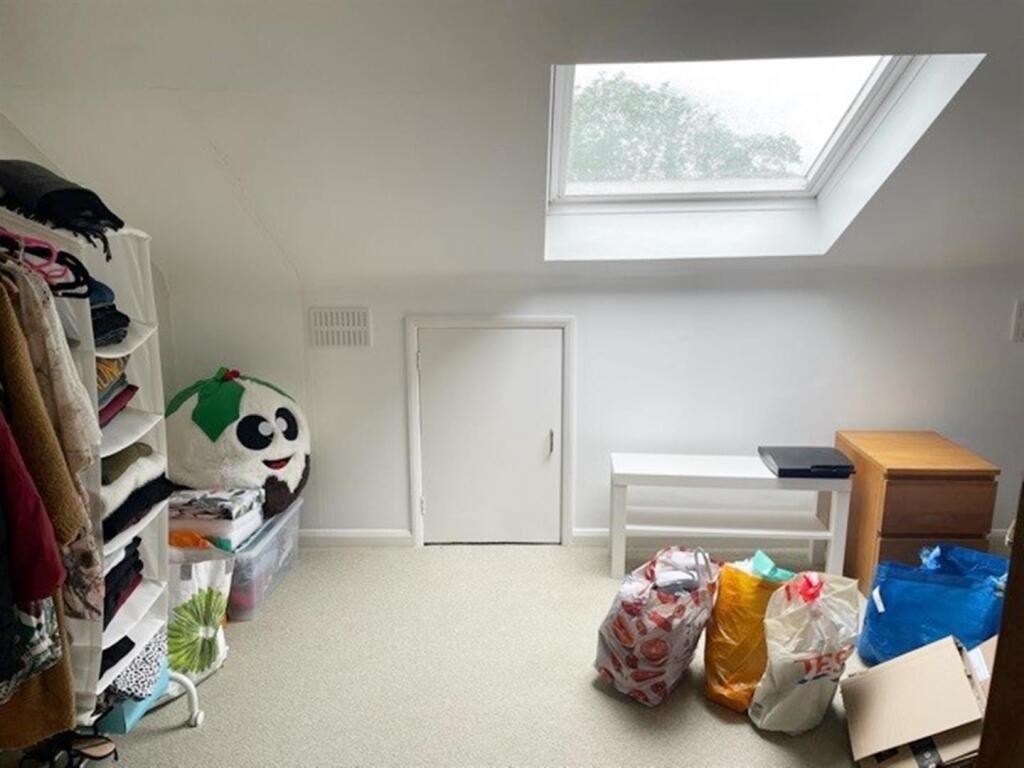 Bedroom 2.jpg