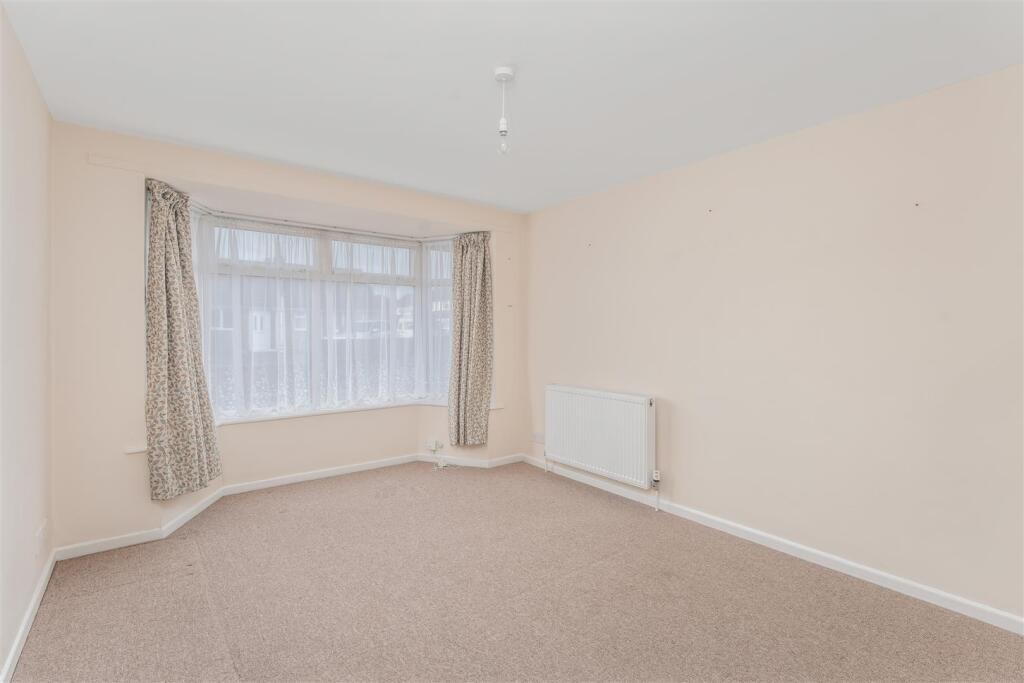 83 St Anne's Road, Banbury-19.jpg
