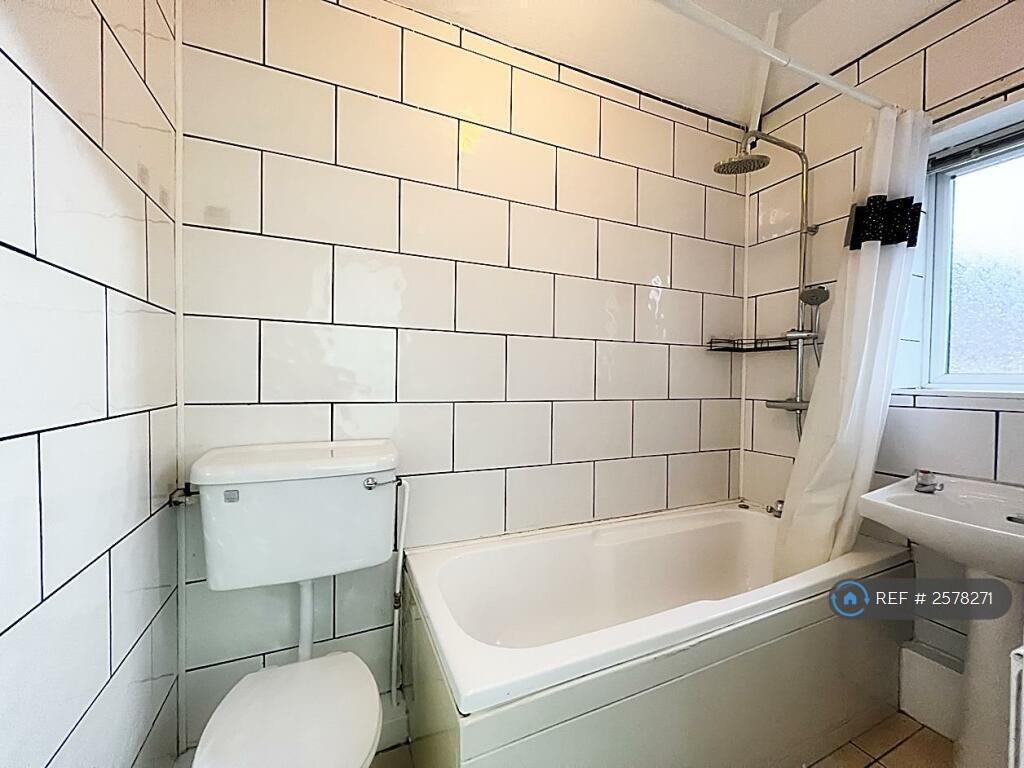 Upstairs Bathroom