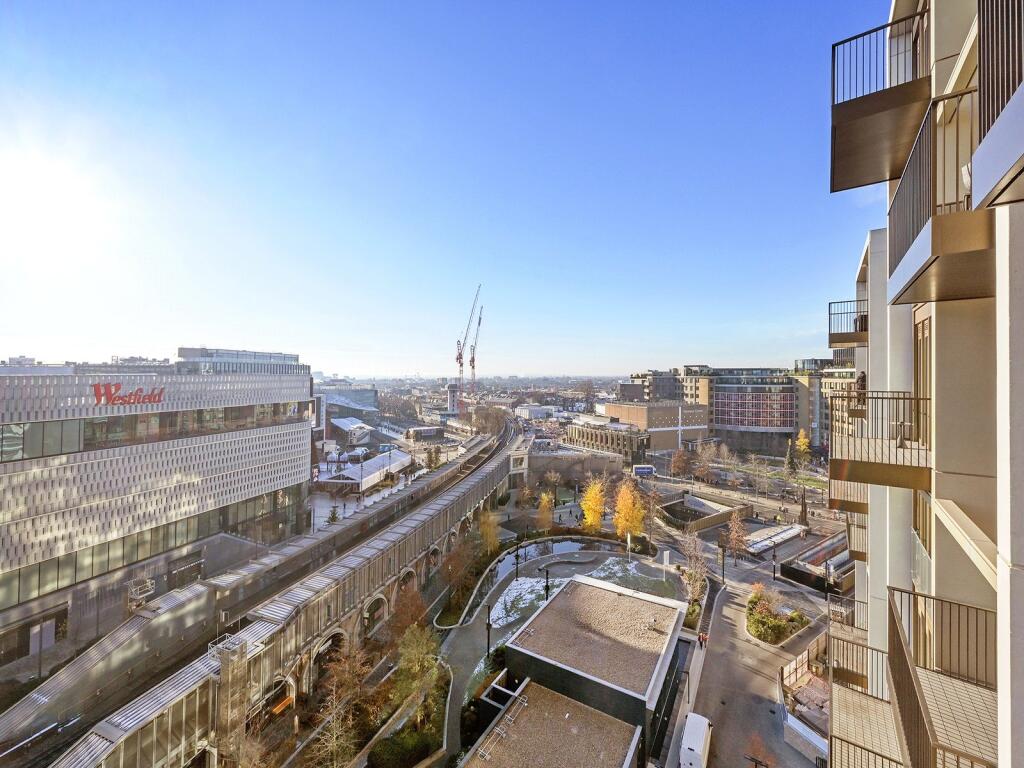 Lincoln Apartments