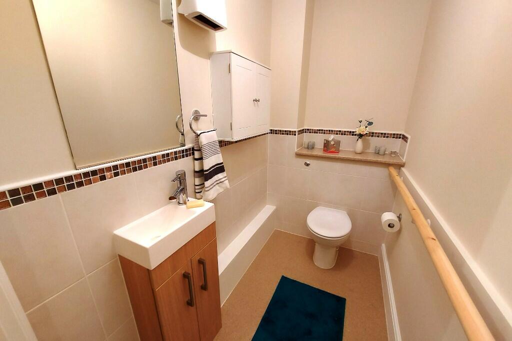 Hall Cloakroom 