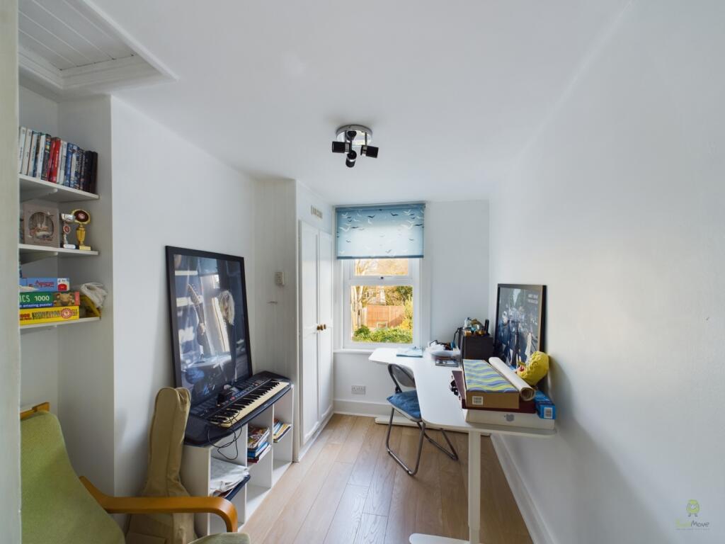 CAM01834G0-PR0138-STILL001