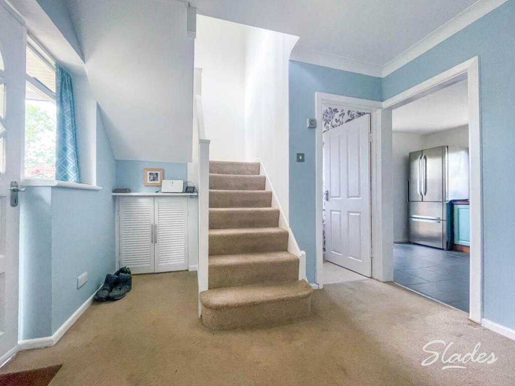 103 Meadway entrance