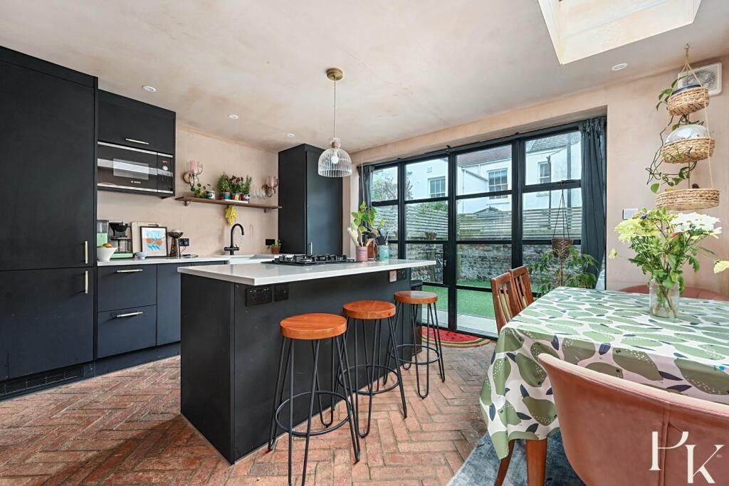 84 Wordsworth Street, BN3 (18).jpg