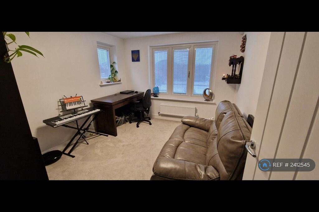 Study, Double Bedroom, Dining