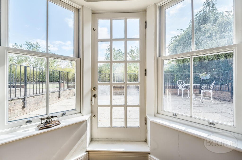 7bea892c-2de8-4ec...