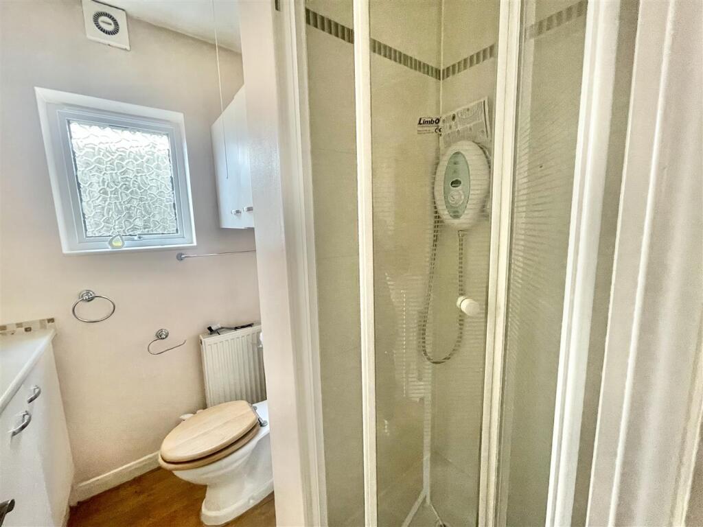 shower room.jpg