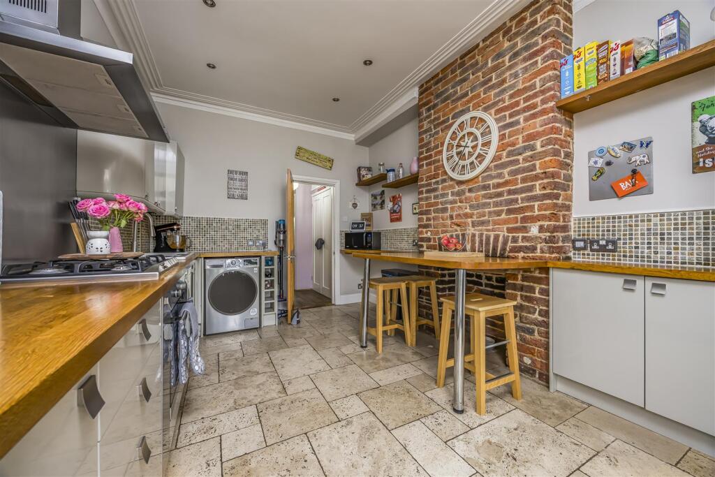 31 Tangiers Road, Portsmouth-PorticoMarketing-Sold
