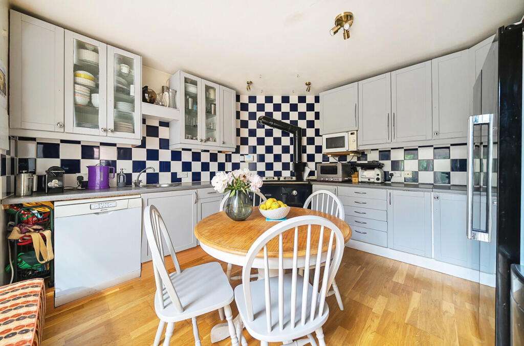 1304471-17-68400a...