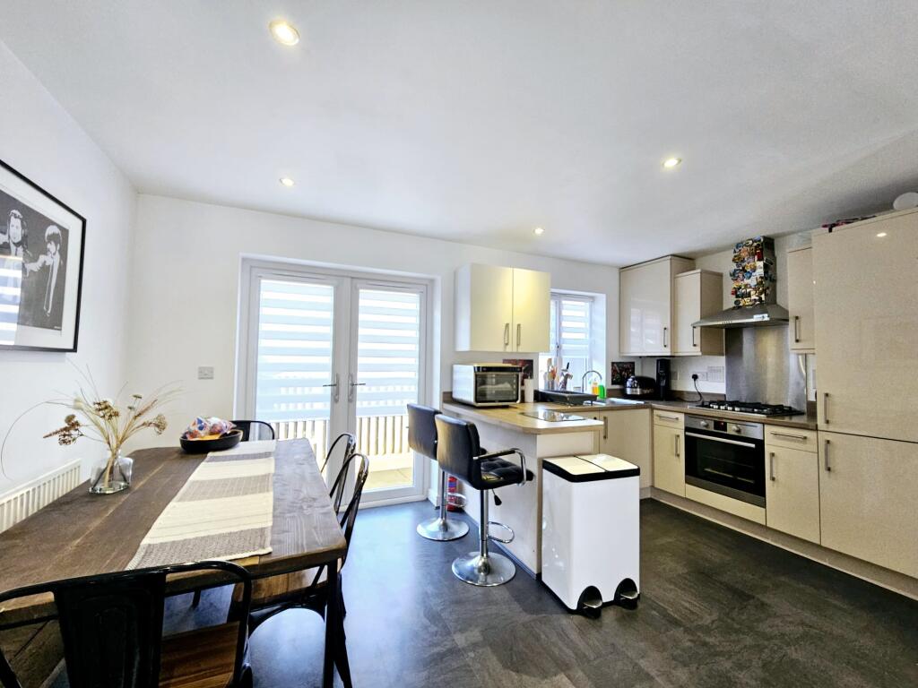 4f3384c4-1097-4677-bbc5-03b81a16c537