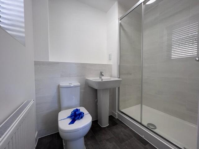 En-suite Bathroom