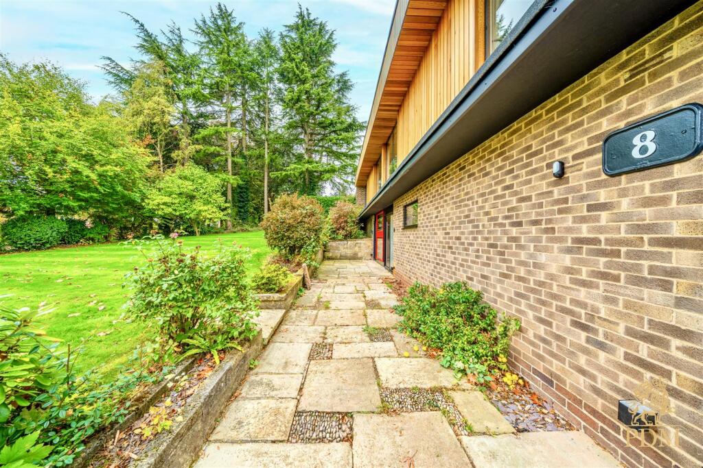 8 Fern Close, Bramcote, Nottingham, NG9 3DF
