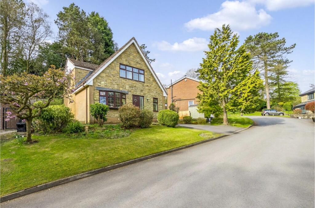 Holly Tree Close 2 (1).jpg