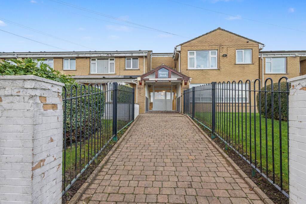 Flat 48 Weavers Brook, Cumberland Close, Halifax HX2 8NF