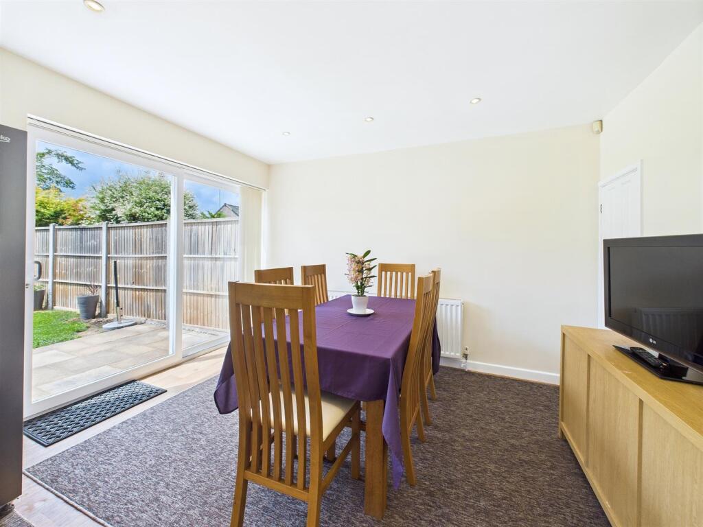 4 - Semi-detached House for Auction, Hengrove.jpg