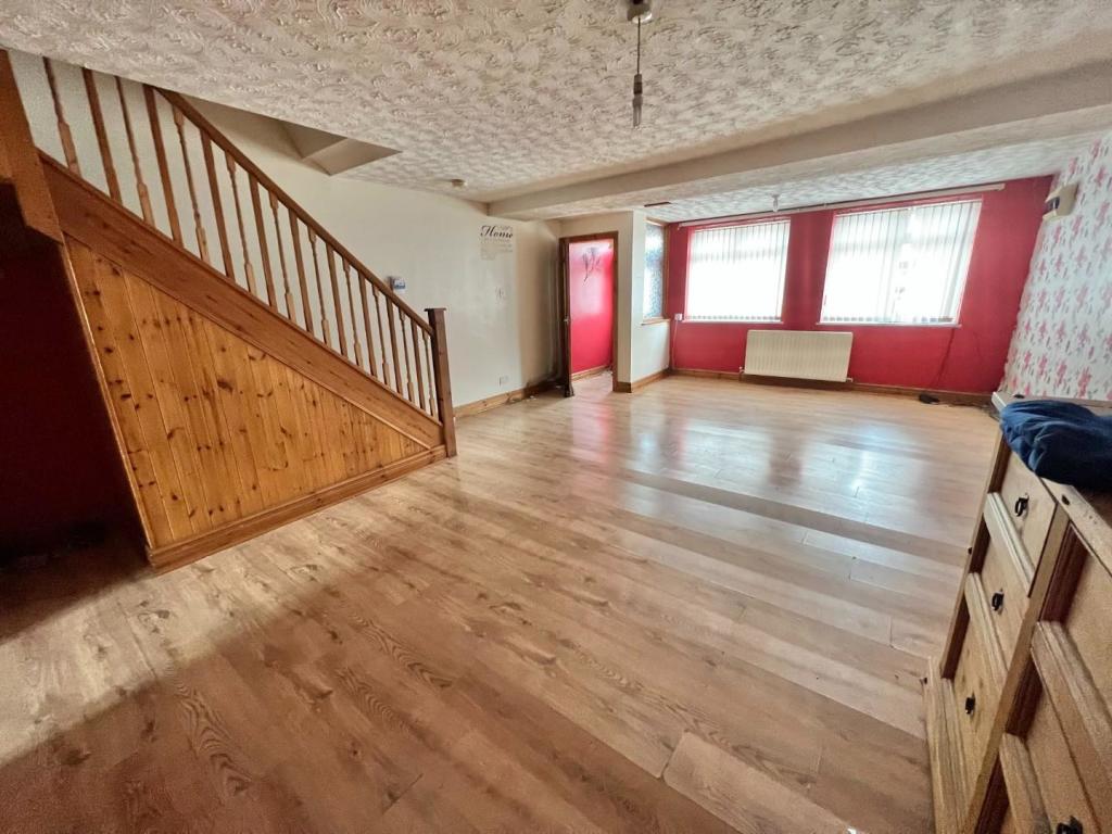 3 BED