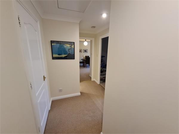 Hallway.jpg