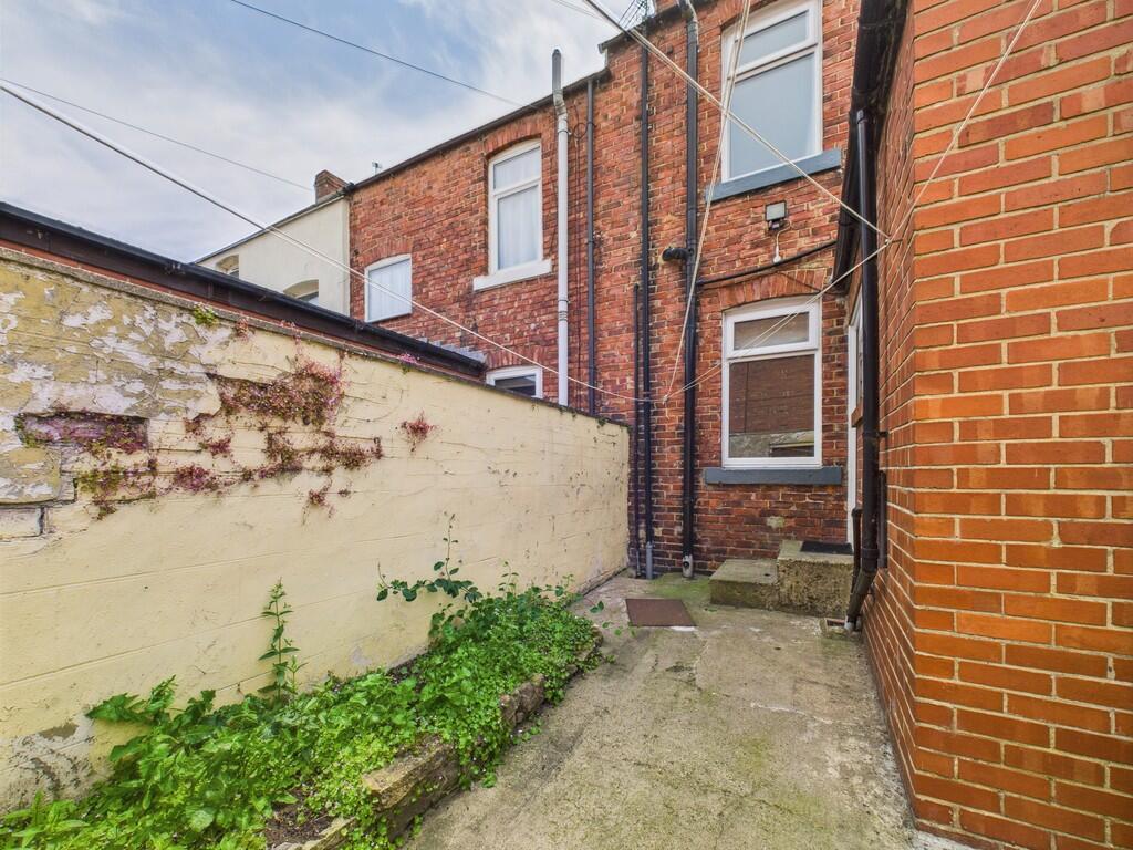 CAM01835G0-PR0225...