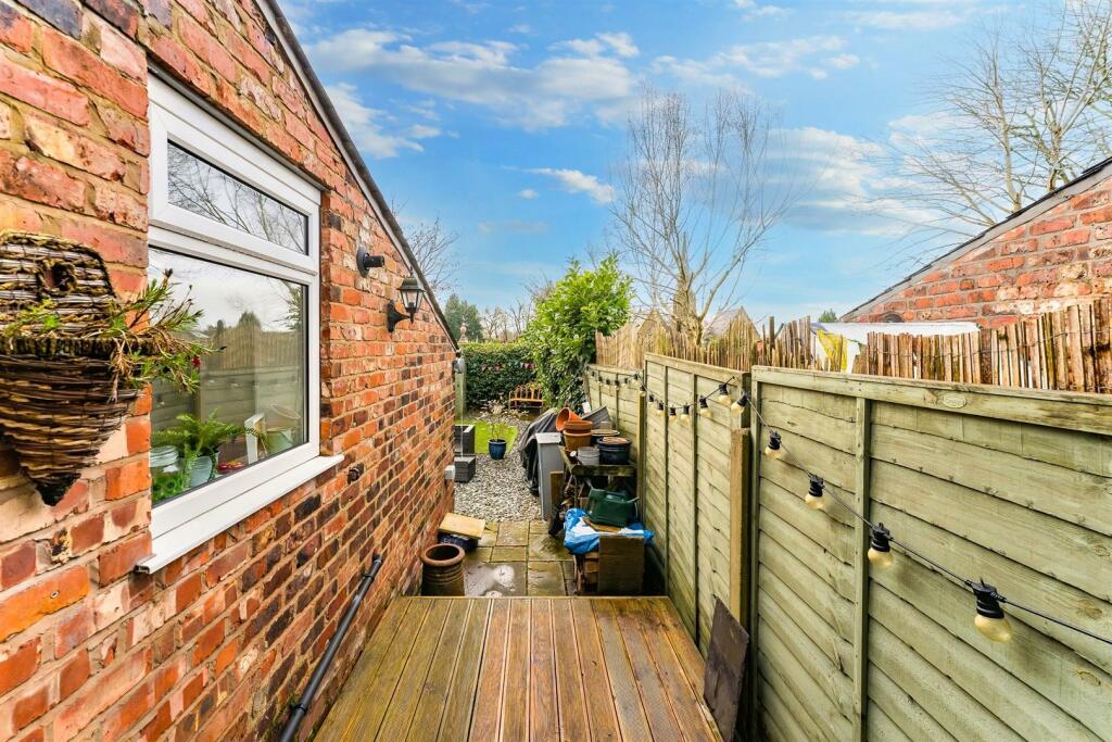 Gardens Aspect 2
