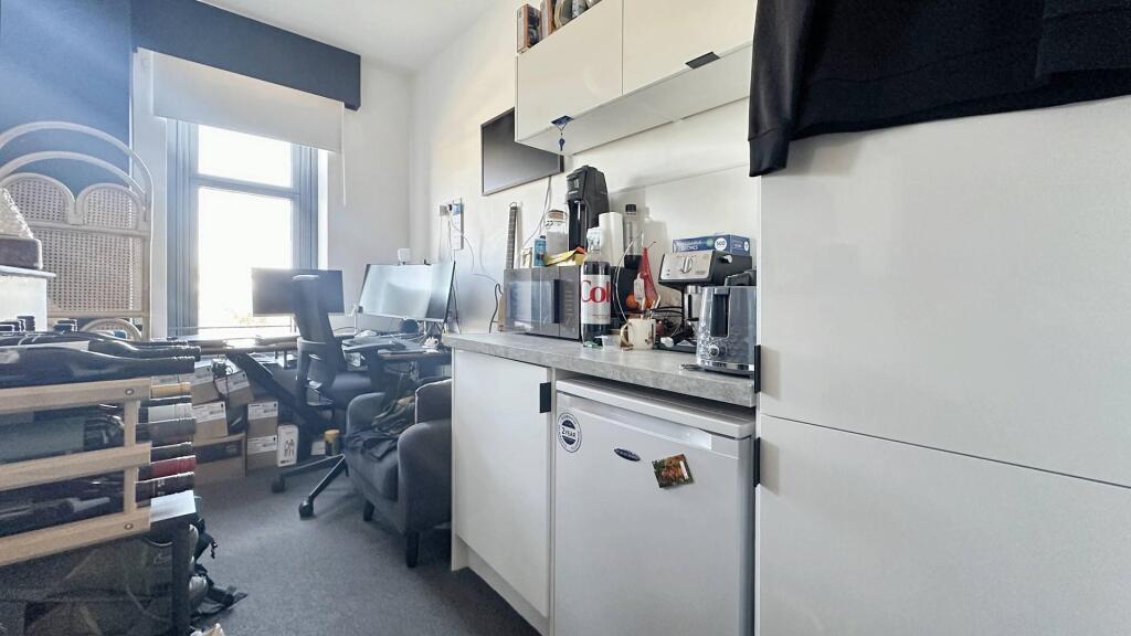 yivzt_0jKECp4j8ZEZJebg