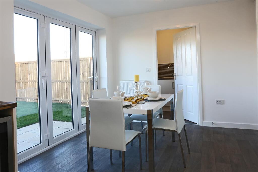 Kitchen/dining area