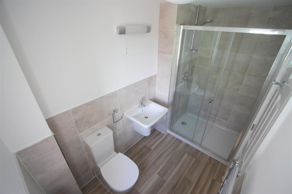 9 Stret Goryan En Suite