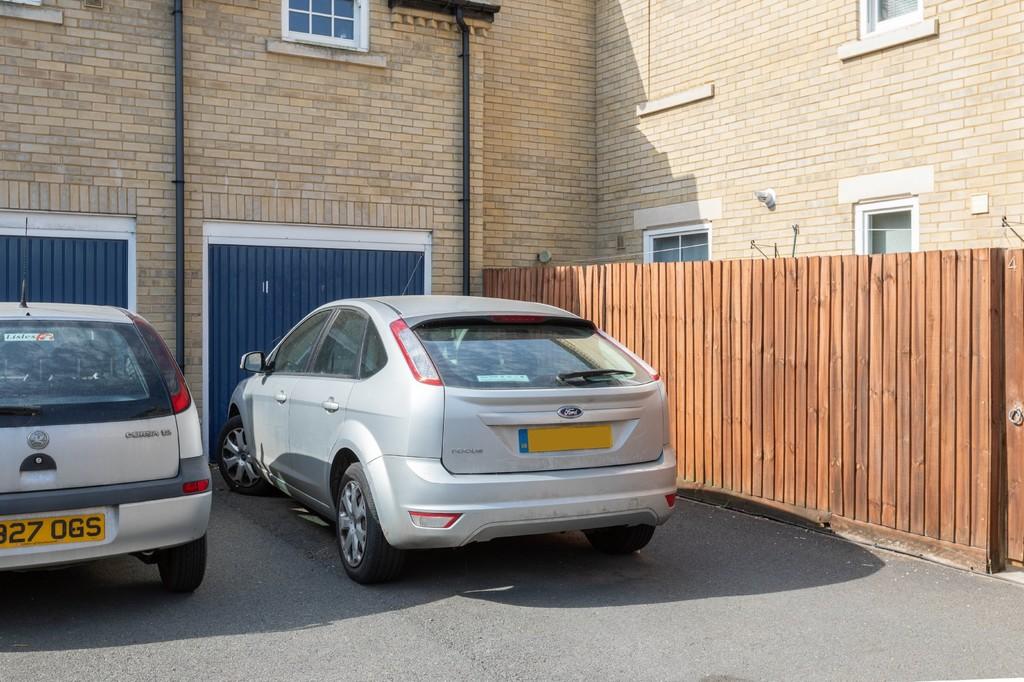 Garage &amp; Park...