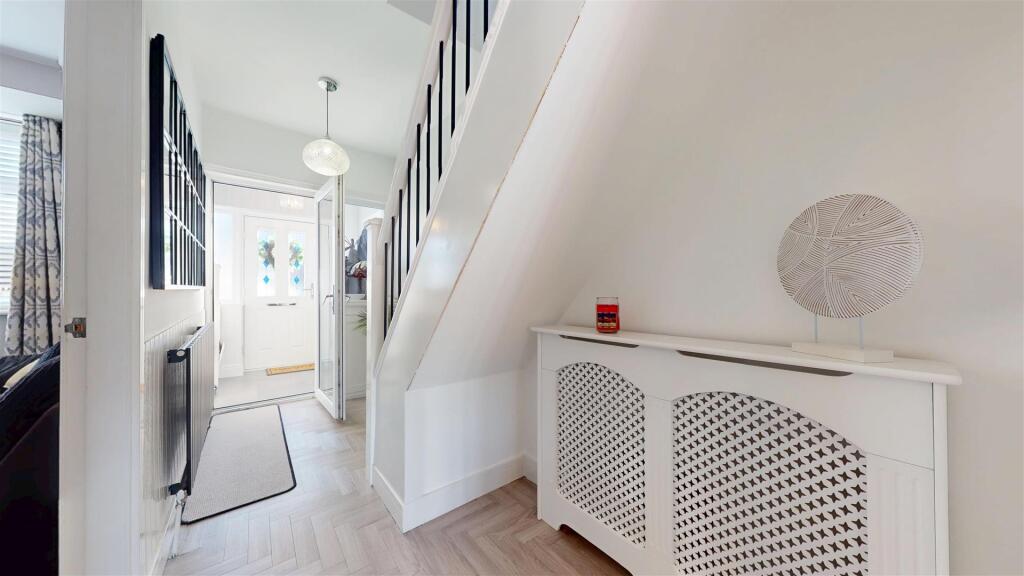 St Georges Avenue Hallway