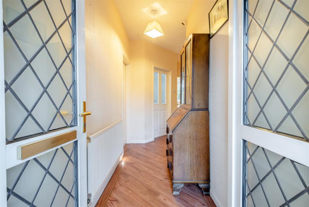 8645778-interior14.jpg