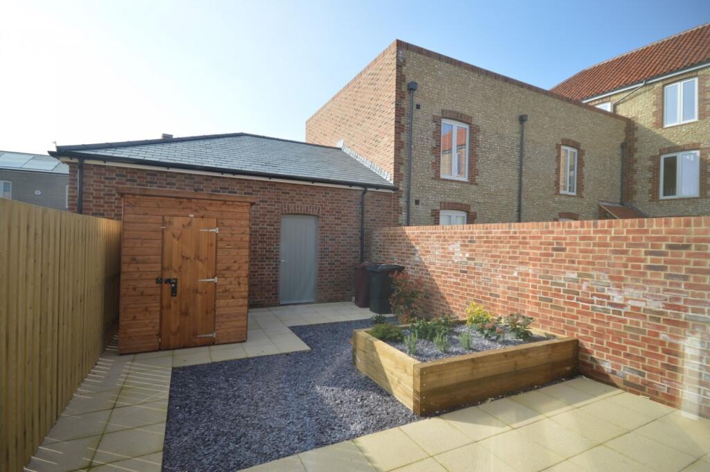 Garden House to rent