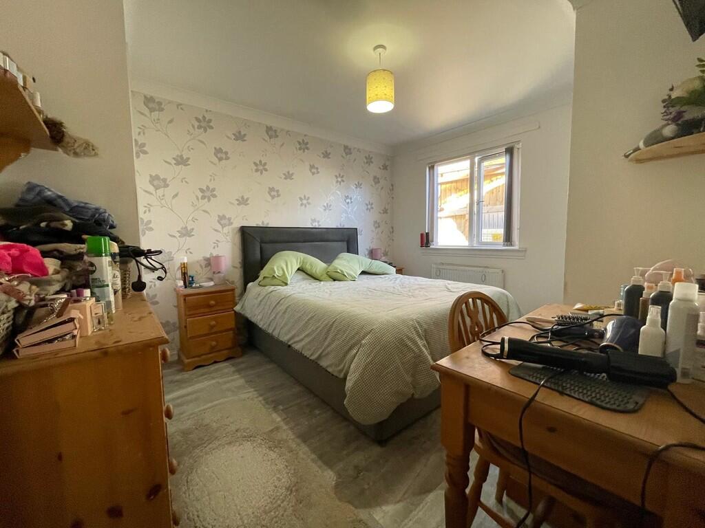 IMG-20250401-WA00...