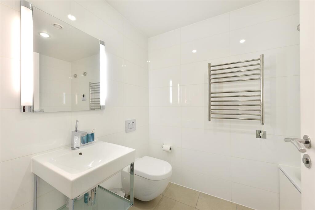 Flat 304, 10 Weymouth Stree12.JPG