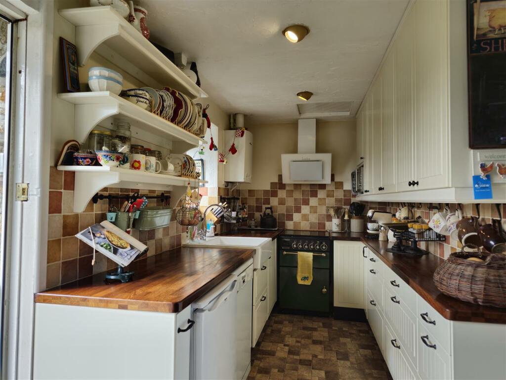 Kitchen.jpg