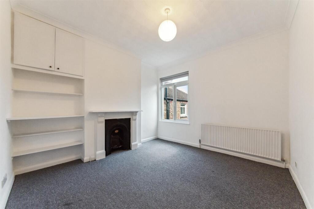 19 Bickley street SW17 9NF-7.jpg