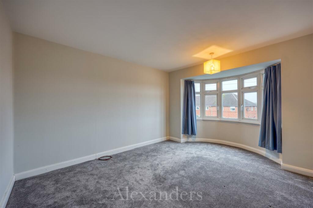 20 Breadcroft Lane