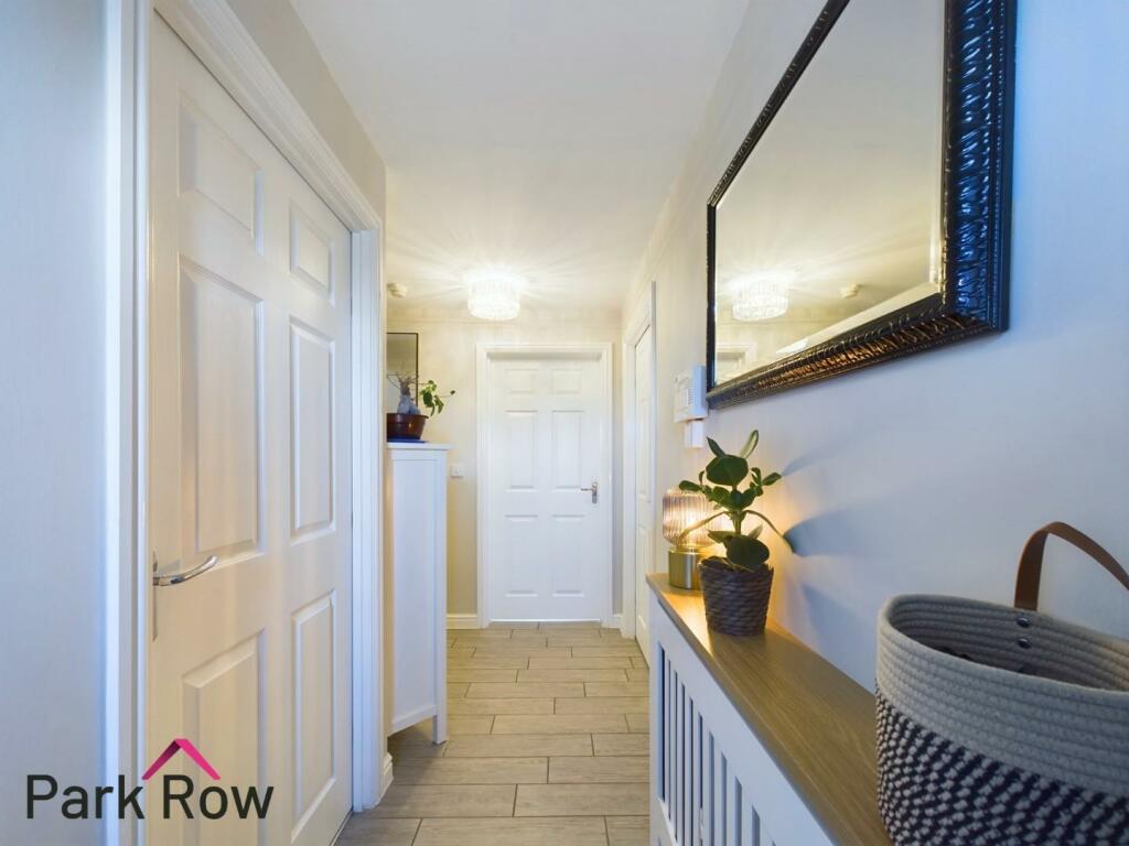 ENTRANCE HALLWAY