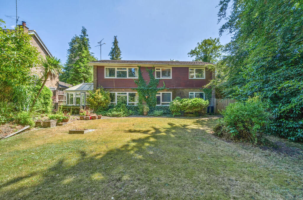 1314905-15-686d28...