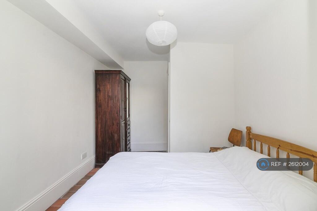 Bedroom1_3