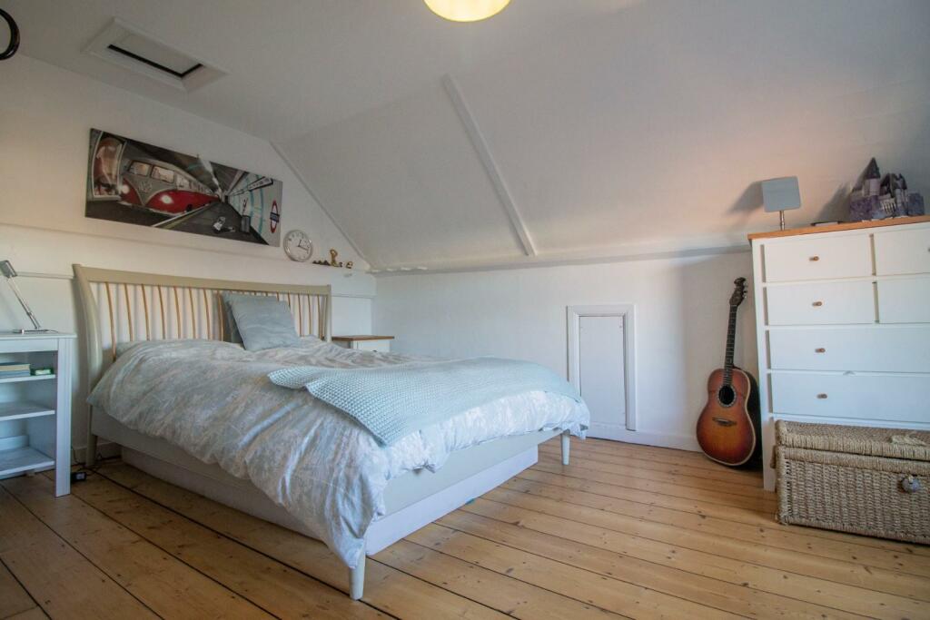 3 Victoria Street [Bedroom Three] 01.jpg