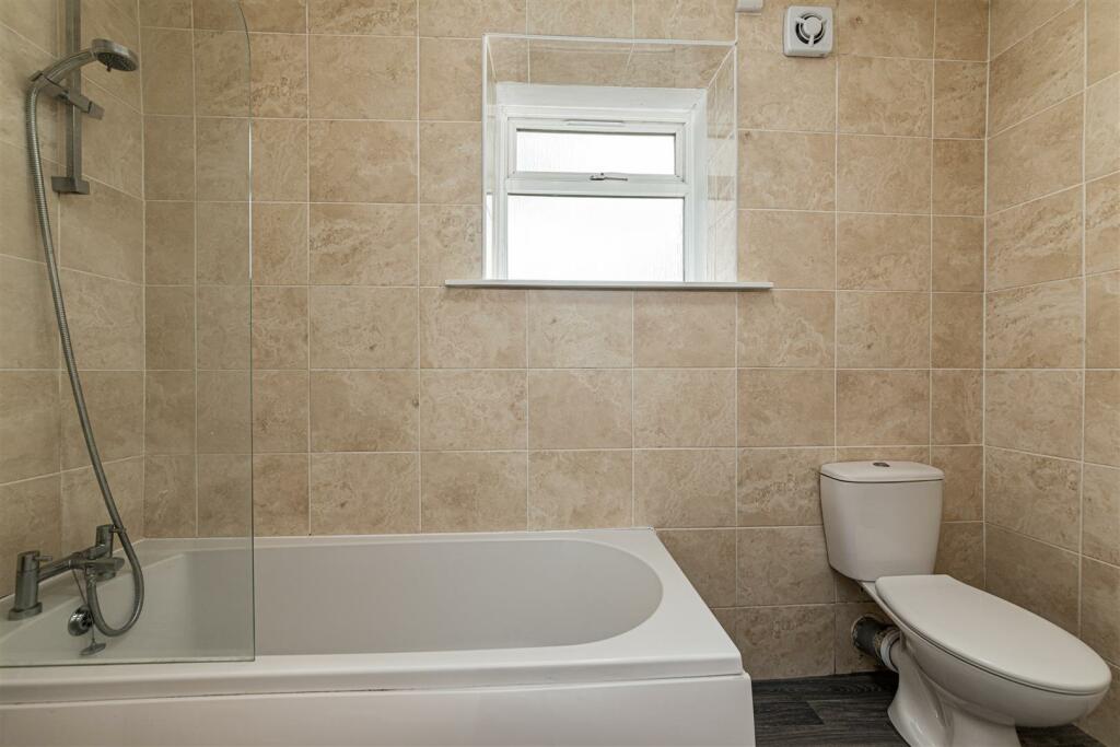 22 Haliburton Place Galashiels 27.JPG