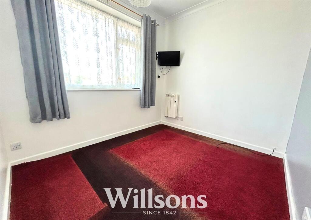 Bedroom 2.jpg