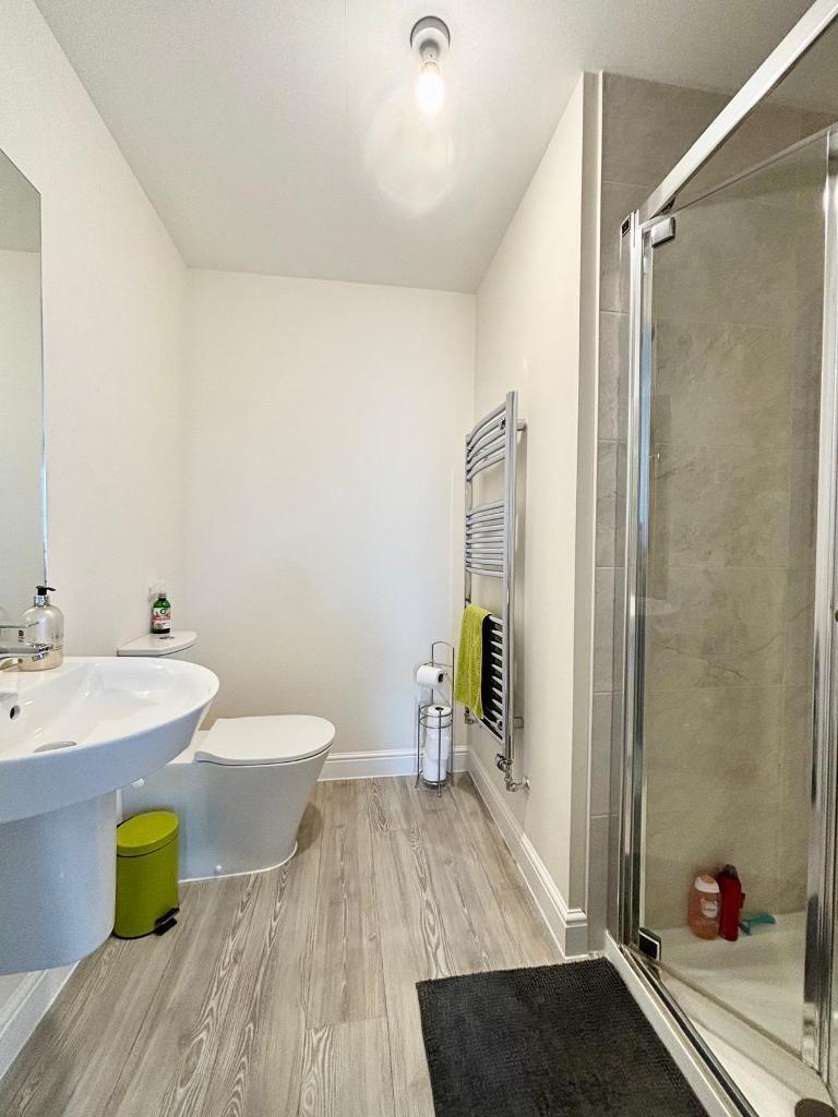 En-Suite To Bed 1