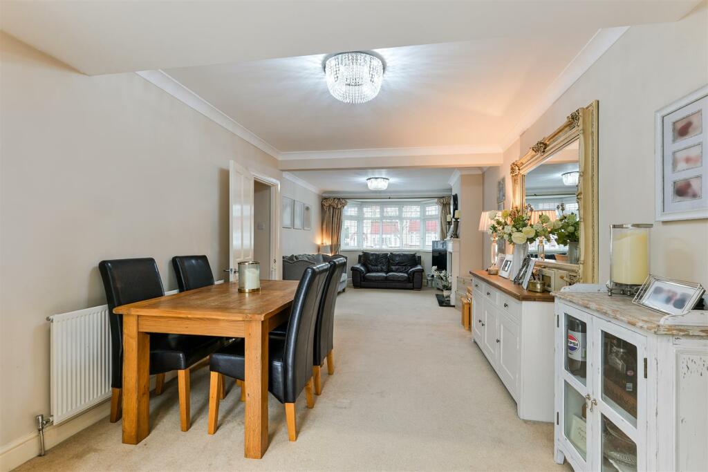 CONNAUGHT ROAD, 36 (10).jpg