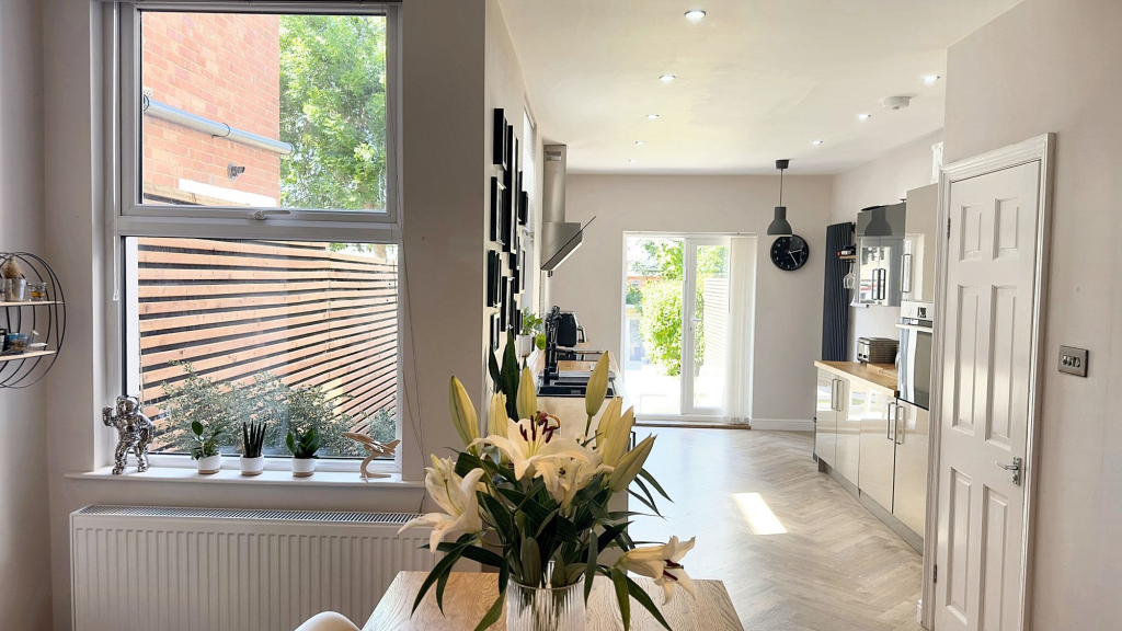Kitchen / Diner