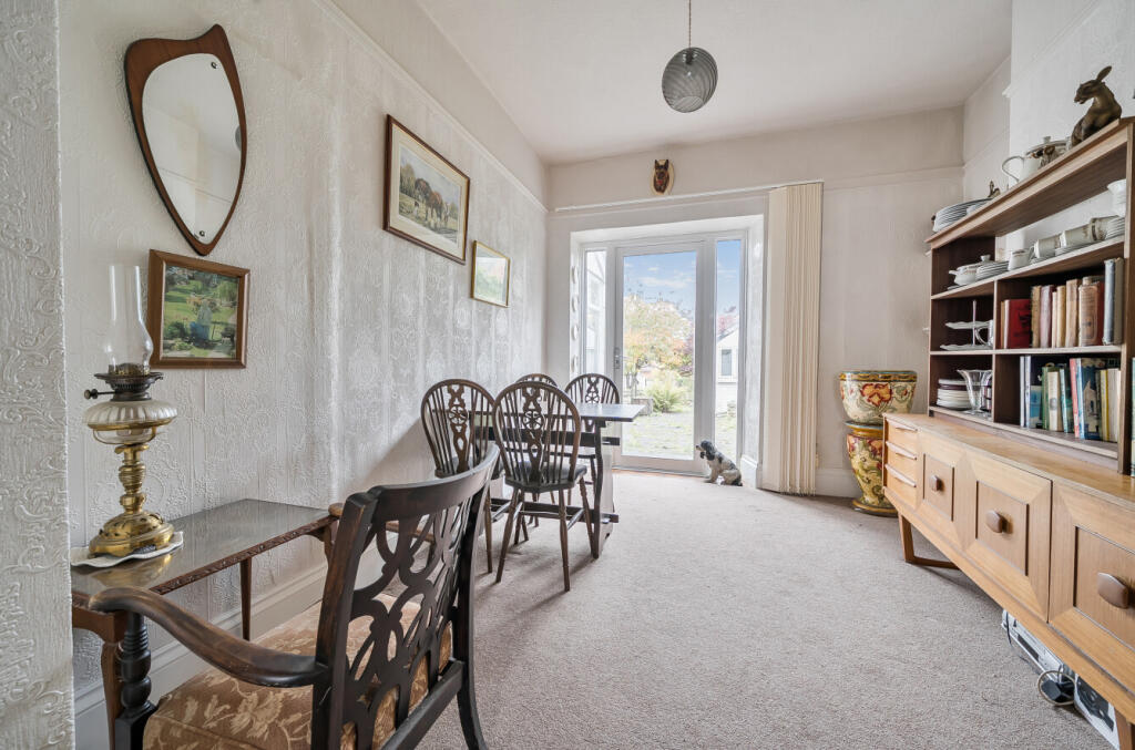 1370814-19-68f782...