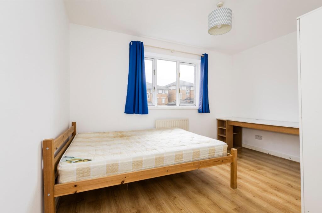 WhatsApp Image 2025-10-06 at 13.37.54_92e26bb8