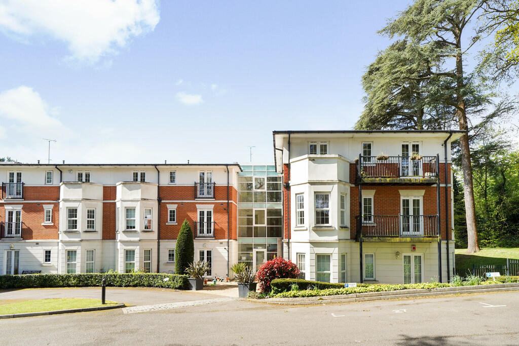 Flat 15, Brookshi...