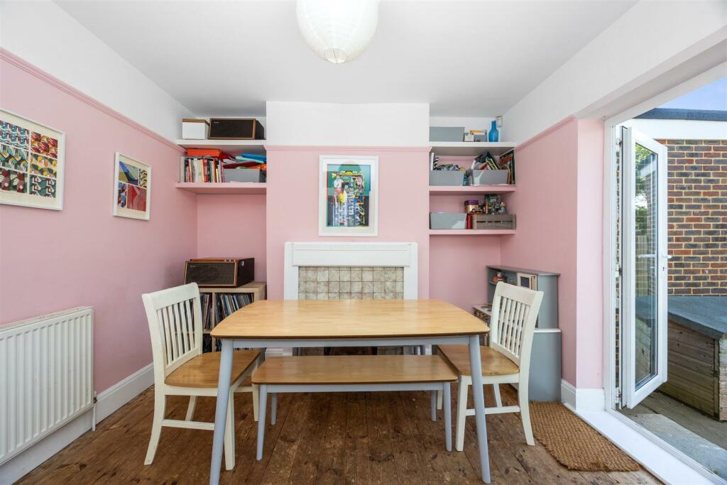 Rowan Avenue 104 DINING.jpeg